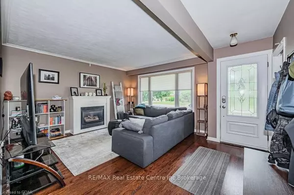 Guelph, ON N1E 5B6,312 Stevenson ST N #Upper