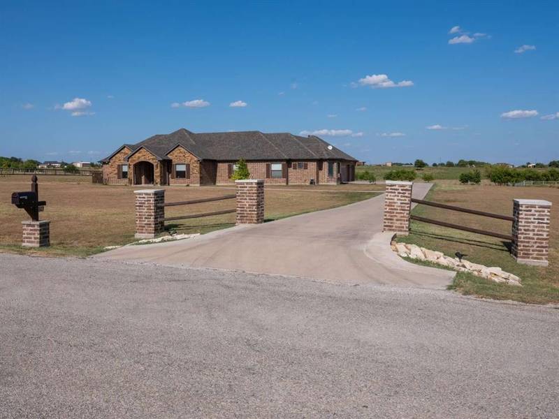 175 Hawk Ridge Road, Decatur, TX 76234