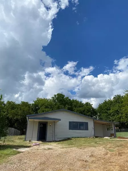 2617 S 1ST Street #B, Sherman, TX 75090