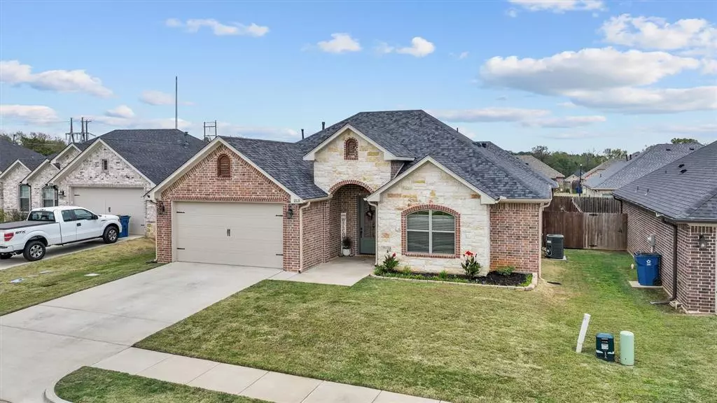 Lindale, TX 75771,213 Patience Avenue