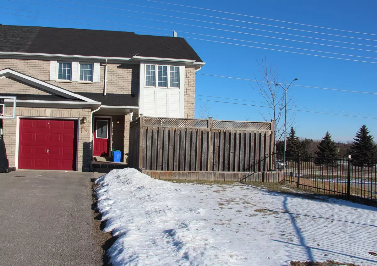 Pickering, ON L1X 2V1,2341 Clearside CT