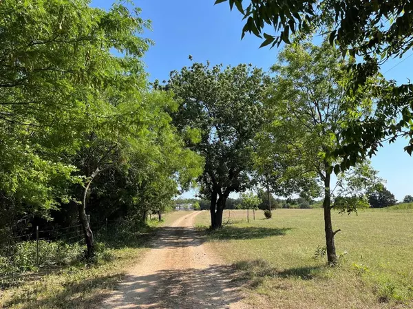 Chico, TX 76431,299 Private Road 1452