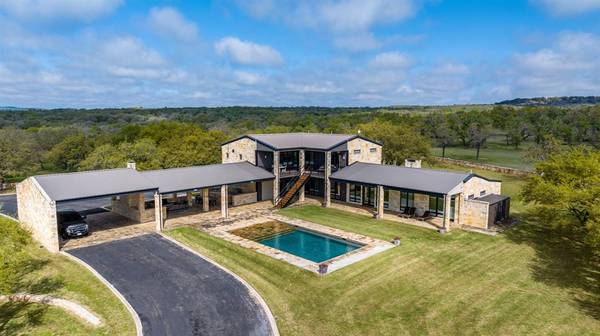 3101 Ranch Road 962 E, Round Mountain, TX 78663