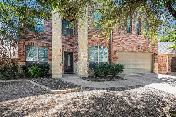 957 Tara Drive, Burleson, TX 76028