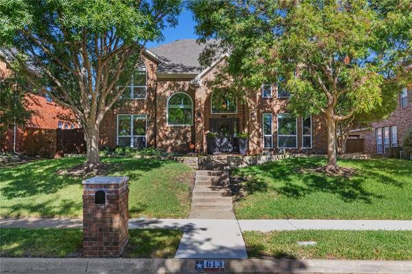 613 Water Oak Drive, Plano, TX 75025