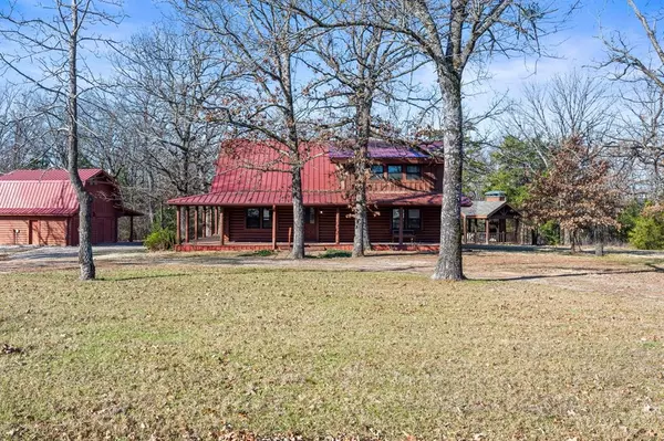 157 County Road 1919, Yantis, TX 75497