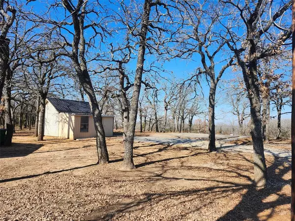 408 Nocona Drive, Nocona, TX 76255