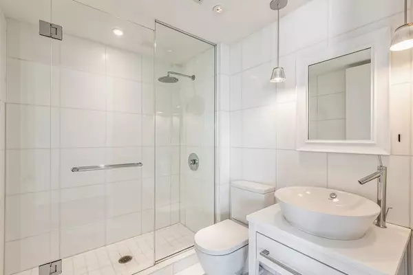 New York, NY 10010,340 East 23rd ST #PH1D