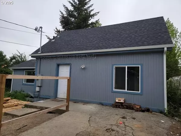 Coquille, OR 97423,444 N ELM ST