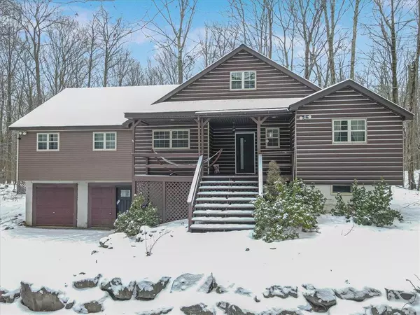 80 Theta Drive, Lackawanna County, PA 18424