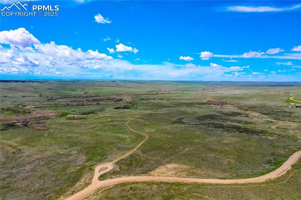 21058 Way of Peace, Deer Trail, CO 80105