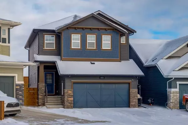 452 Chinook Gate SQ SW, Airdrie, AB T4B 4V9