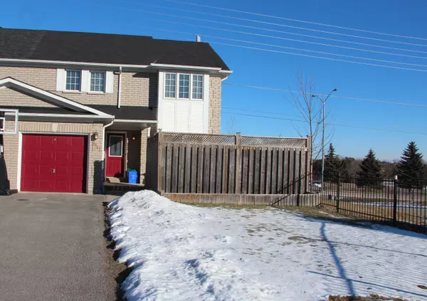 2341 Clearside CT, Pickering, ON L1X 2V1