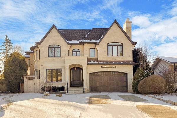 17 Towne CT, Markham, ON L3R 1X4