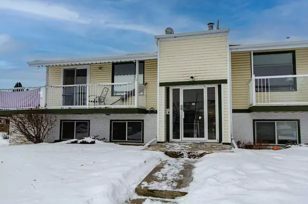 11 Stanton ST #32, Red Deer, AB T4N 0B9