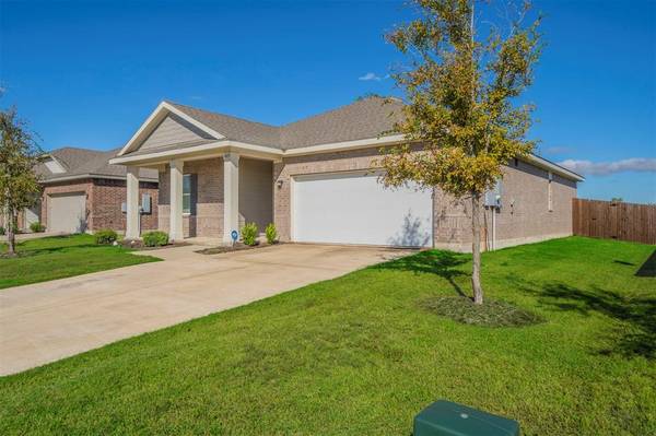 405 Indian Creek, Anna, TX 75409