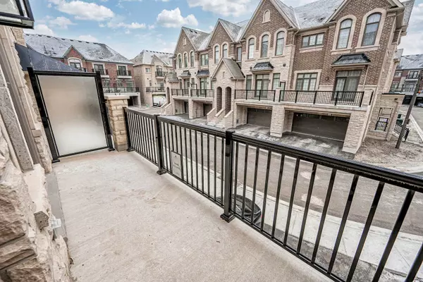 Markham, ON L6C 3L5,8 Gardeners LN