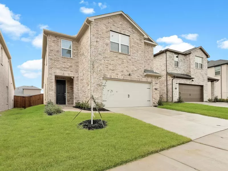 817 Amenduni Lane, Anna, TX 75409