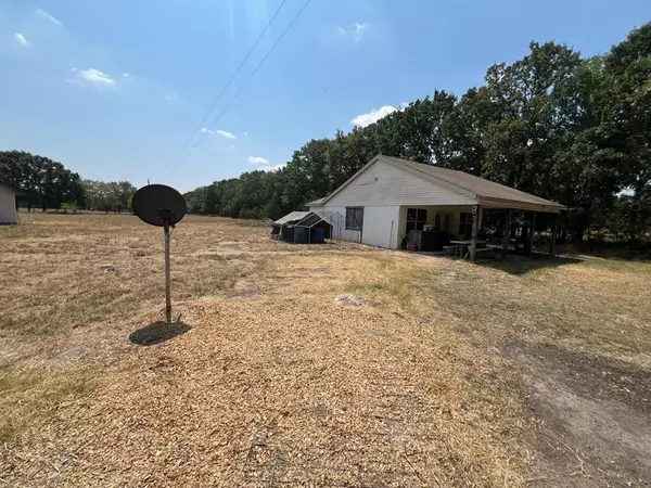 Quinlan, TX 75474,2479 Private RD 2408