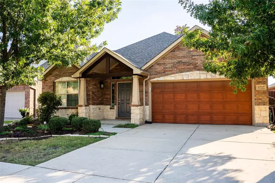 5717 Brookside Drive, Denton, TX 76226