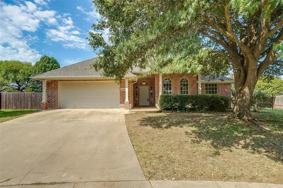 490 Wood Duck Court, Burleson, TX 76028