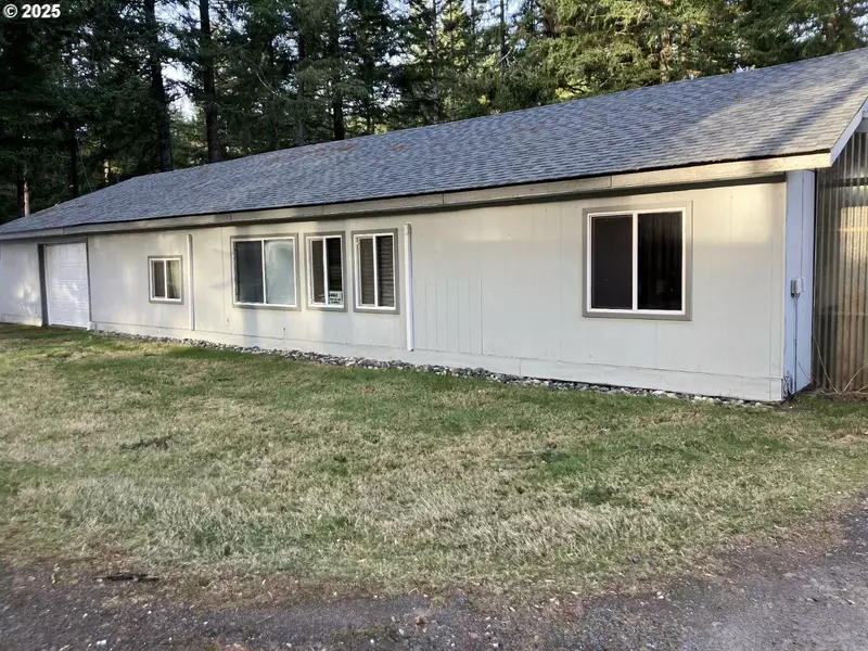 16735 LEWIS RIVER RD, Cougar, WA 98616