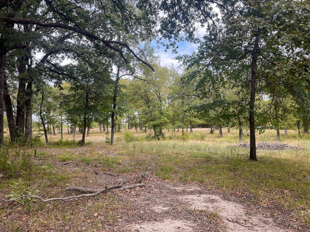 650 County Rd 2607, Bonham, TX 75418