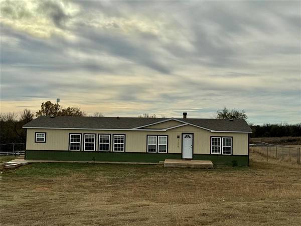 1175 County Road 1389, Chickasha, OK 73018