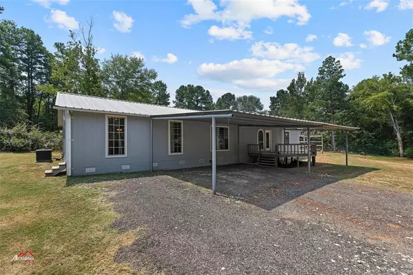 2239 County Road 163, Overton, TX 75684