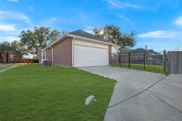 Rowlett, TX 75089,9005 Golden Pond Drive