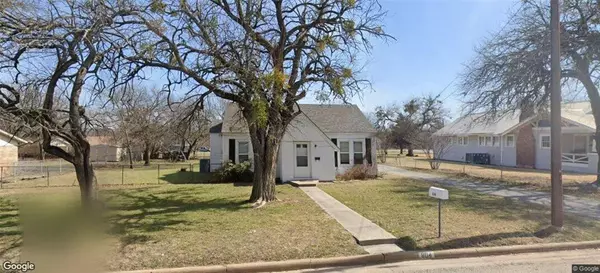 804 N Church Street, Decatur, TX 76234