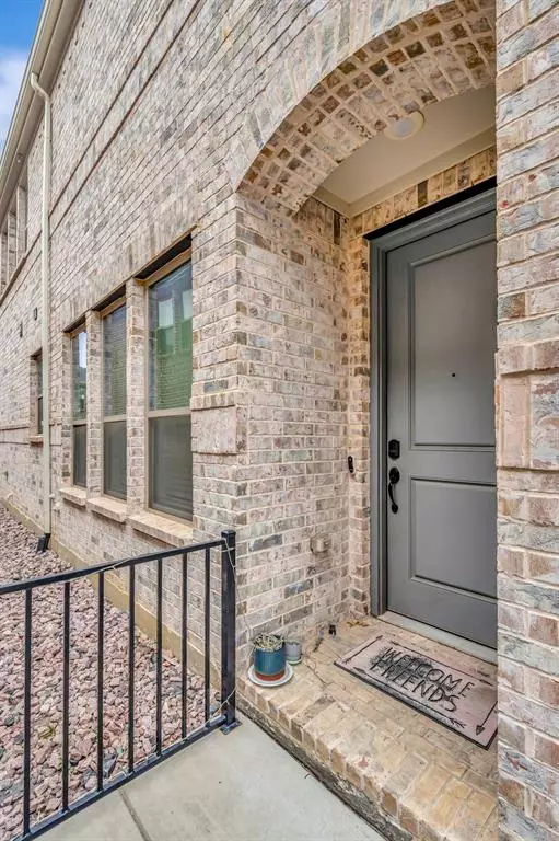 Flower Mound, TX 75028,325 Mcconathy Way