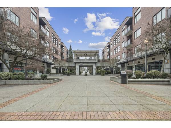 300 W 8TH ST #218, Vancouver, WA 98660