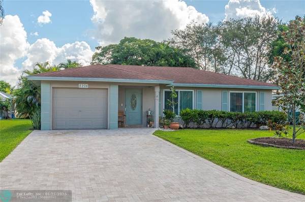 8204 NW 106th Ave,  Tamarac,  FL 33321