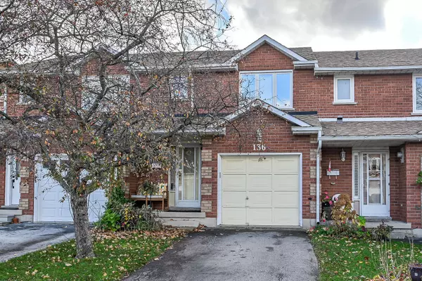 136 Essling AVE, Hamilton, ON L9B 2H9