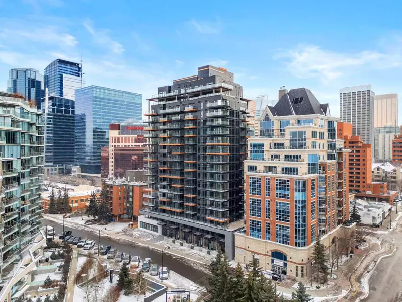 730 2 AVE SW #105, Calgary, AB T2P 1R8