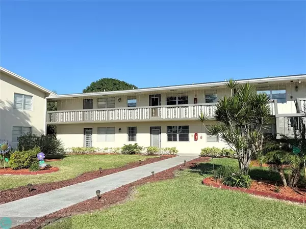 Deerfield Beach, FL 33442,15 Markham A  #15