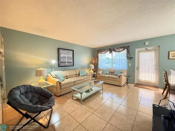 Deerfield Beach, FL 33442,15 Markham A  #15