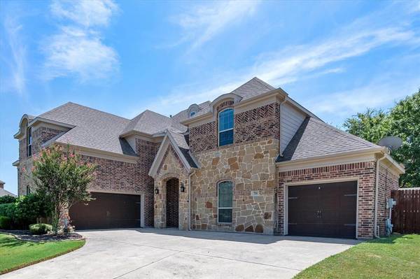 704 Elm Creek Circle, Mansfield, TX 76063