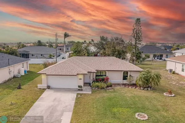 1210 NW 8th Pl, Cape Coral, FL 33993