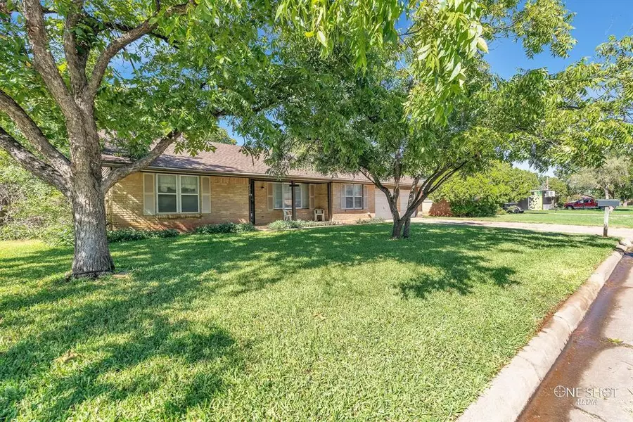 1510 N Pioneer Drive, Abilene, TX 79603