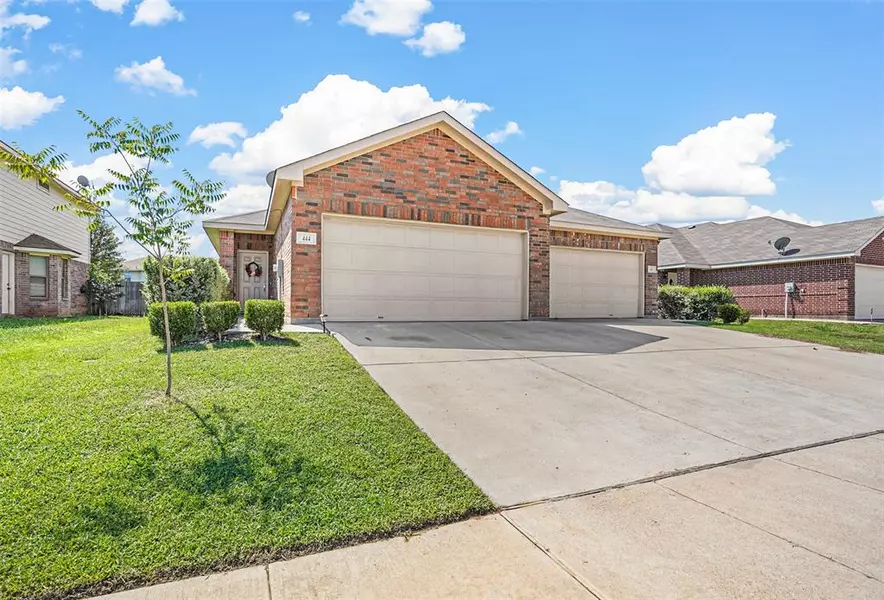 444 Canvas Court, Crowley, TX 76036