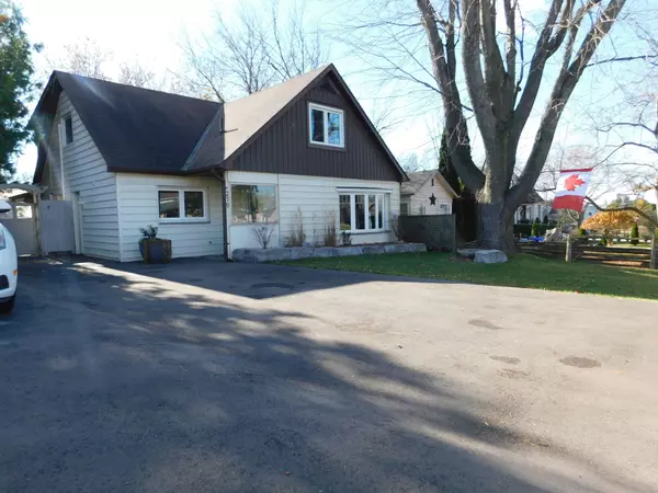 279 Clarlyn DR, Georgina, ON L4P 3C8