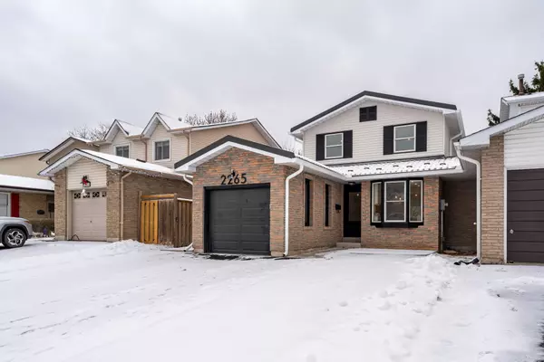 2265 Middlesmoor CRES, Burlington, ON L7P 3X2