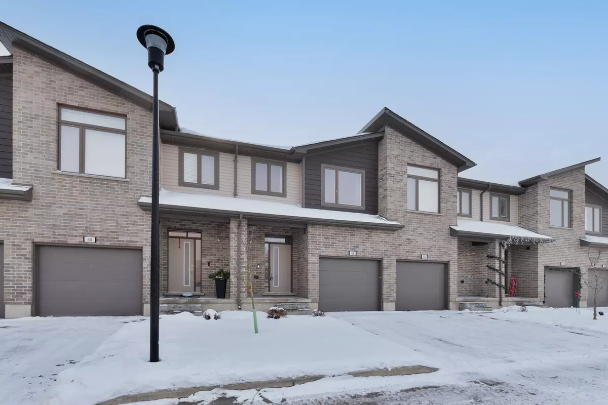 London, ON N6M 0H5,2070 MEADOWGATE BLVD N/A #62