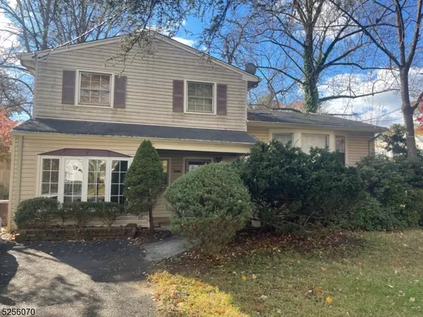 333 Westfield Rd, Fanwood Boro, NJ 07023