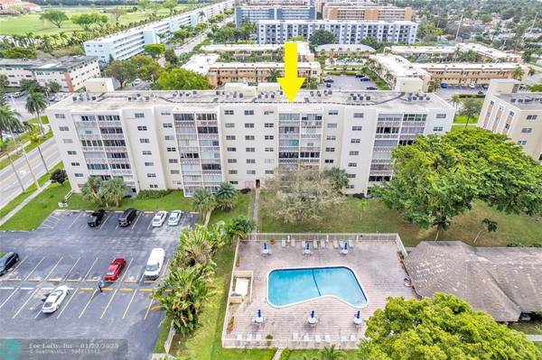 901 NE 14th Ave  #704, Hallandale Beach, FL 33009