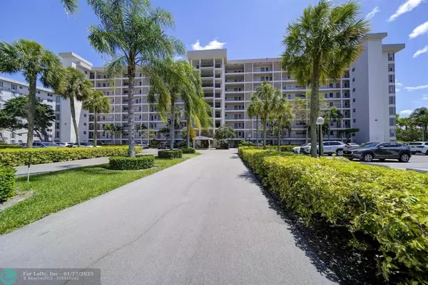 3200 N Palm Aire Drive  #210, Pompano Beach, FL 33069