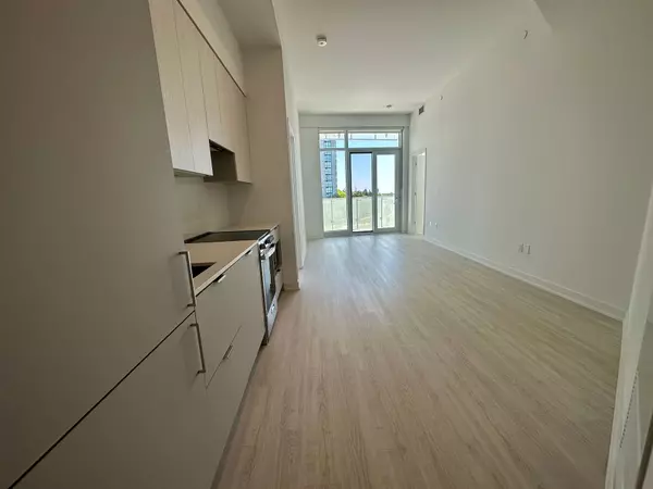 Mississauga, ON L5B 0M3,3883 Quartz RD #306