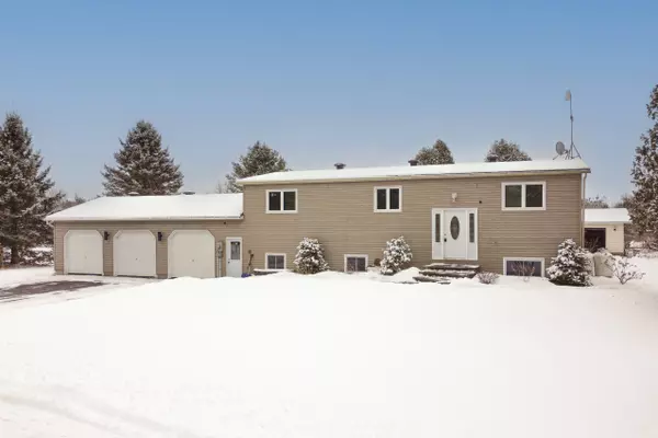 427 Ferguson Tetlock RD, Lanark, ON K7A 4S4